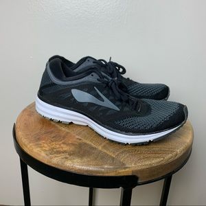 Brooks sneakers